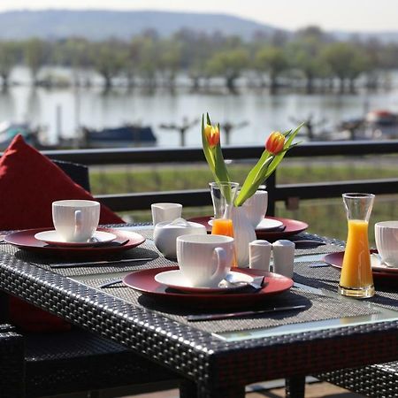 Naegler'S Fine Lounge Hotel Oestrich-Winkel Zewnętrze zdjęcie