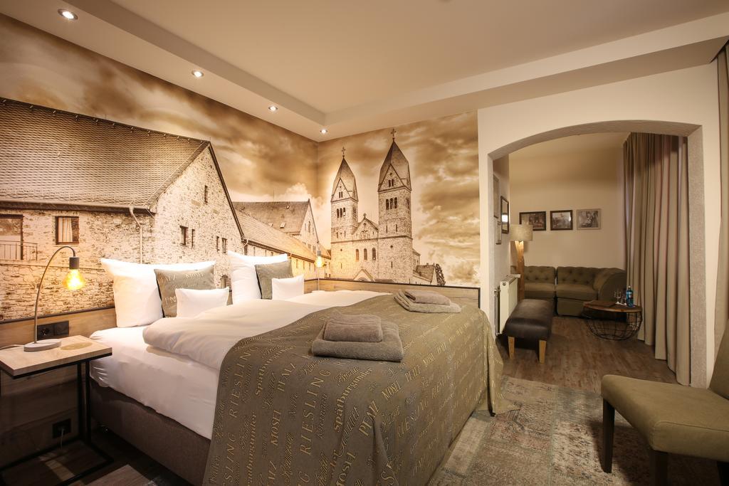 Naegler'S Fine Lounge Hotel Oestrich-Winkel Zewnętrze zdjęcie