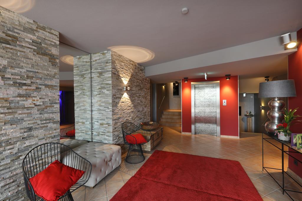 Naegler'S Fine Lounge Hotel Oestrich-Winkel Zewnętrze zdjęcie